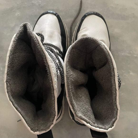 Sorel Explorer Waterproof Women’s Boots Size 8.5 - Picture 6 of 9